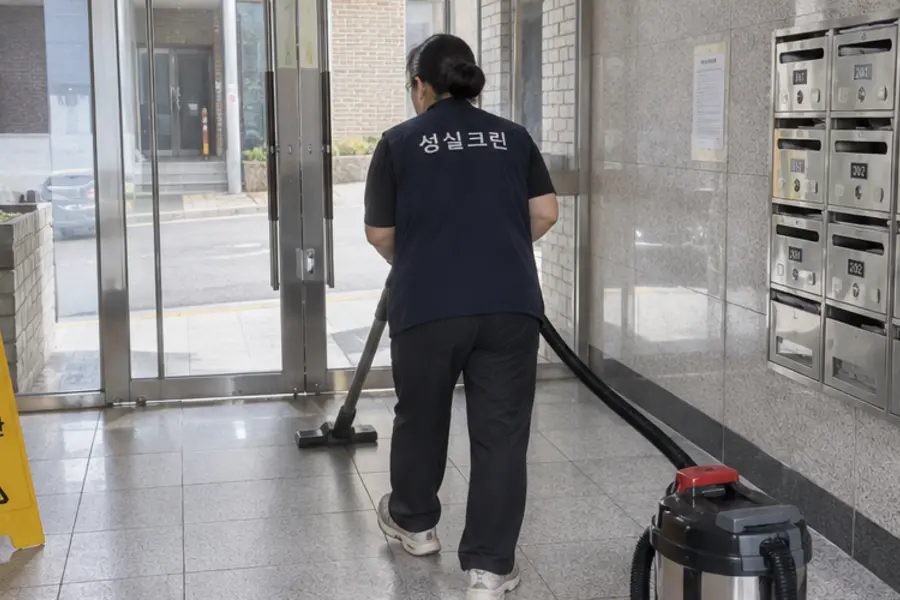 도봉구 빌라청소 빌라 공동현관·우편함 주변 관리